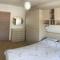 Holly apartman