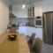 Holly apartman