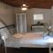 Dolphin Guest House and Studios - Tochni