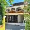 Holiday Studio Apartments Yannis on Agios Gordios beach in Corfu