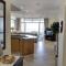 302 Oyster Schelles - by Stay in Umhlanga