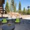Luxury 4BD True Ski-In/Ski-Out Mid-Mountain Residence - Stellar Northstar - Truckee
