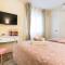 Malaga Centre Apartment with Parking