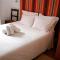 Casa Vitória Guest House - 埃武拉