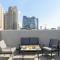 Foto: Luxury Duplex Penthouse - Parking/Terrace City Center TLV 23/26