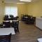 Days Inn by Wyndham Cadillac