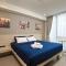Oceanstone by Holy Cow, studio, next building view - pláž