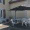 La Maison du soleil L Aulhere 3 étoiles ,Maison familiale 6-7 personnes, Jacuzzi , Massages bien-être en option