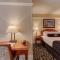 Gaslamp Plaza Suites