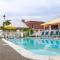 Admiral Motel