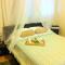 King Sling Room, Between Pool And Jacuzzi - Enjoy!