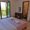 Apartments and Room Caric