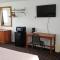 Budget Inn Breezewood