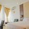 DHotel & Suites
