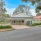 Grandview Accommodation - The Flaxley Apartments - Mount Barker