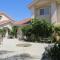 Garden Inn and Suites Fresno - فريسنو