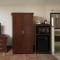 Crystal Inn Hotel & Suites - Salt Lake City