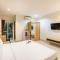 The Fifth Residence