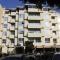 New Farah Hotel