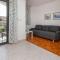 Apartments and Rooms Mofardin
