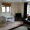 Oxford Apartment- Free parking 2 bedrooms-2 bathrooms-close to Bus and Rail sation