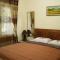 The Homey Rooms and Tours