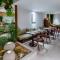 Silverland Min Hotel