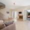 Alexandras Residence