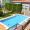 Apartamentos Sinás Playa