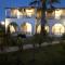 ARTEMIS Studios & Apartments Sidari