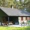 Foto: Three-Bedroom Holiday home in Aakirkeby 3 15/15