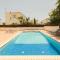 Golden Bay Deluxe Holiday Apartment