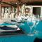 Foto: Beautiful villa on the beach with meals included. 13/44