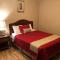 Niagara Inn & Suites