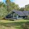 Foto: Three-Bedroom Holiday home in Aakirkeby 6