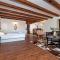Villa Nea Seaview 3-apartments!