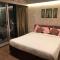 WEEKEND ADDRESS PRIVATE SUITE Room - Surat
