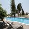 Coral Bay Sea Breeze Apartments - 3 Bedroom Apartment