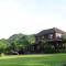 Yiyue Guanhe Homestay 倚月觀荷民宿