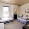 Deloraine Hotel