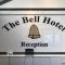 The Bell Hotel - 纽敦