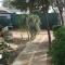 Caesar's Self-catering Open Plan Suite - Somerset West