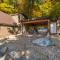 Vista View Chalet - 2 Bed 1 Bath Vacation home in Lake Wenatchee - Leavenworth