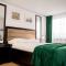 Hotel THR Center