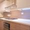 GuestHost - Porta Nuova Apt X6 with Balcony