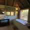 Woodbury Lodge – Amakhala Game Reserve