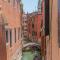 Canal View San Marco Luxury Rooms