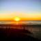 Azure Bliss Oceanfront Condo Sleeps 6 - ميرتل بيتش