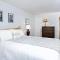 Modern Aspen Condo Private Deck W Koch Park Views - 2e
