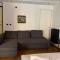 whouse suite GOLD TOWERS